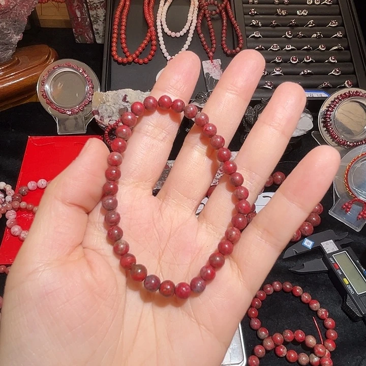 天然辰砂朱砂原石手串