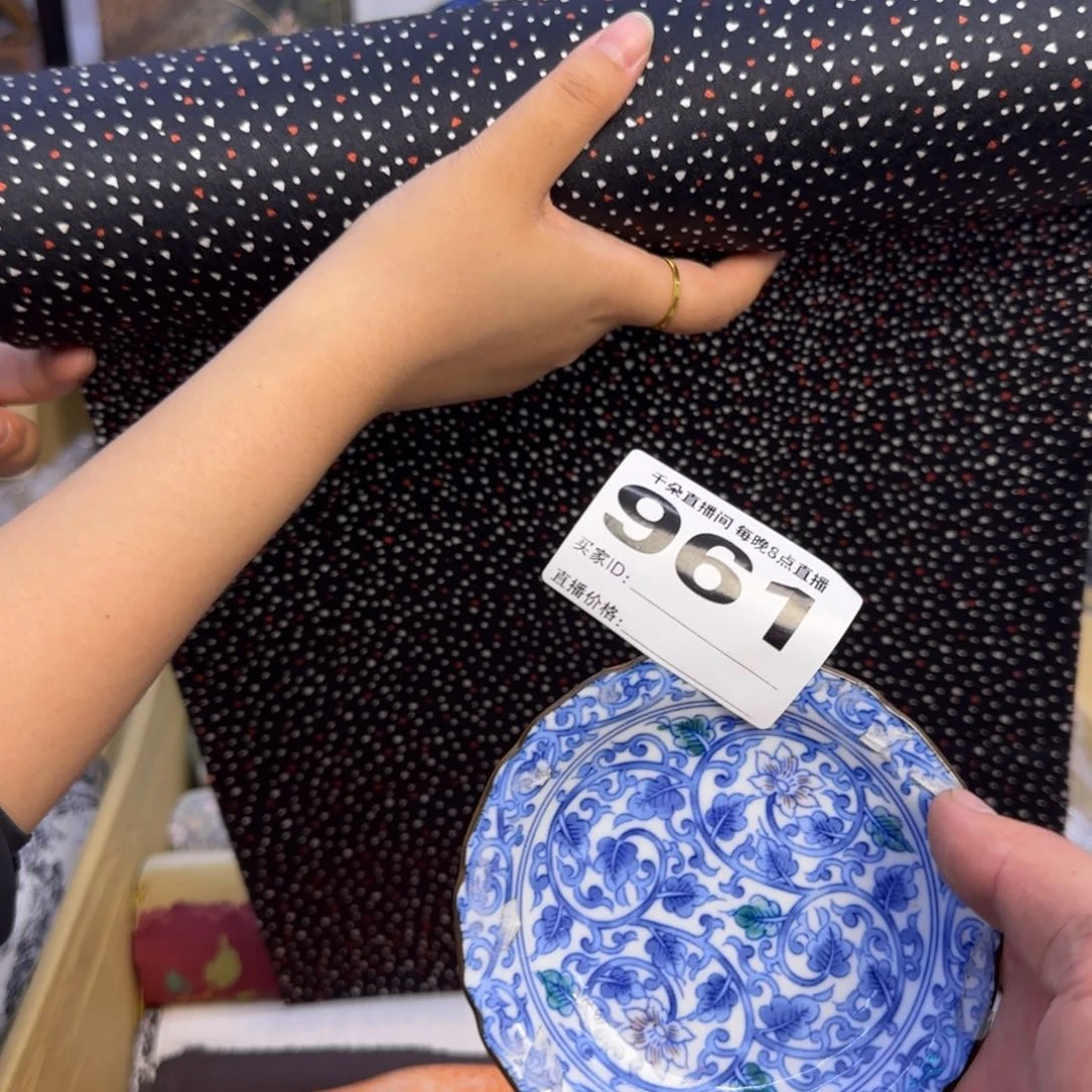 手工艺品琉璃叮****?小雨滴