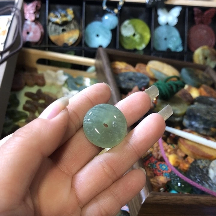 未镶嵌岫玉岫玉五帝钱手链