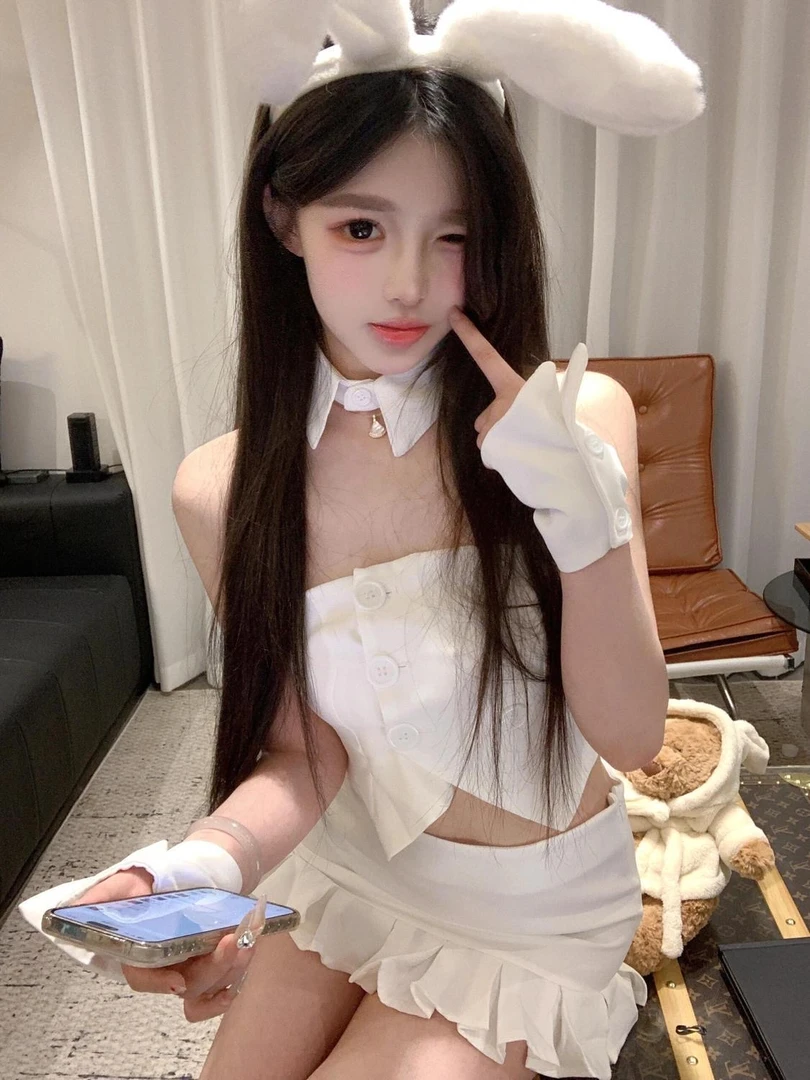 小白兔*80-170斤性感动漫卡通短裙白色cos小兔子抹胸上衣短裙套装