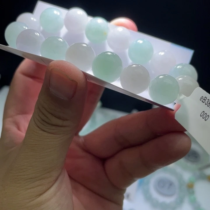 未镶嵌定制翡翠翡翠卡12+