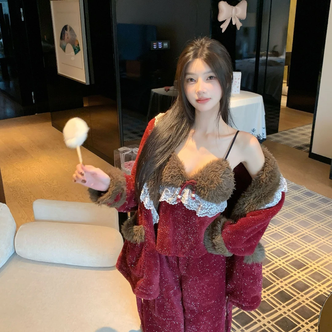 彭裳裳【暖绒团团 】女士秋冬时尚宽松加厚加绒保暖居家睡衣套装