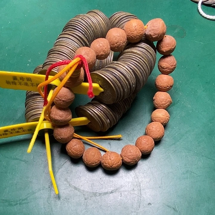 小***金吊坠金刚菩提尼泊尔凤眼菩提籽手串