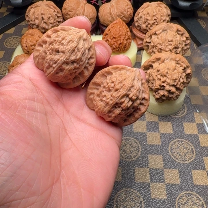 文玩核桃吊坠全品公子帽40