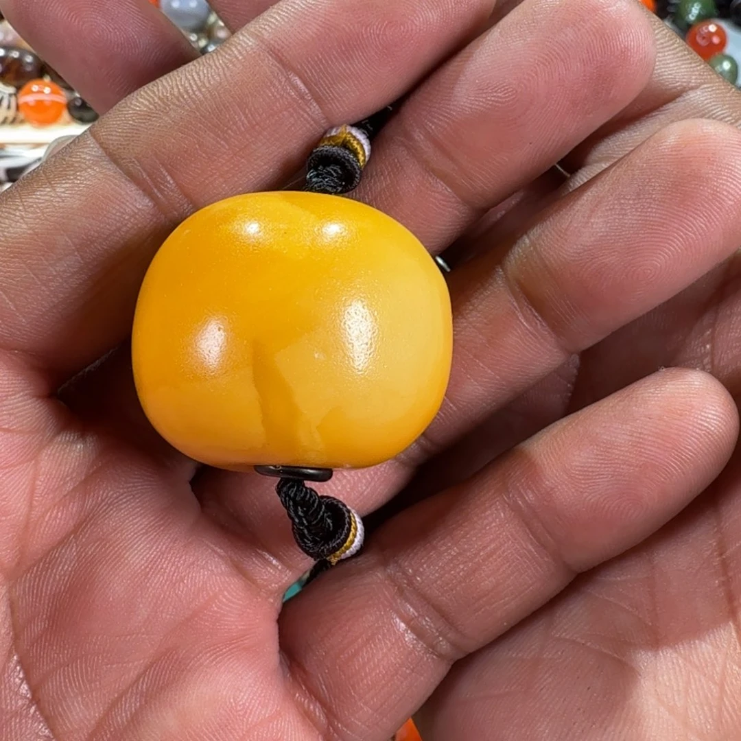 琉璃颈饰小**猪精品珠子