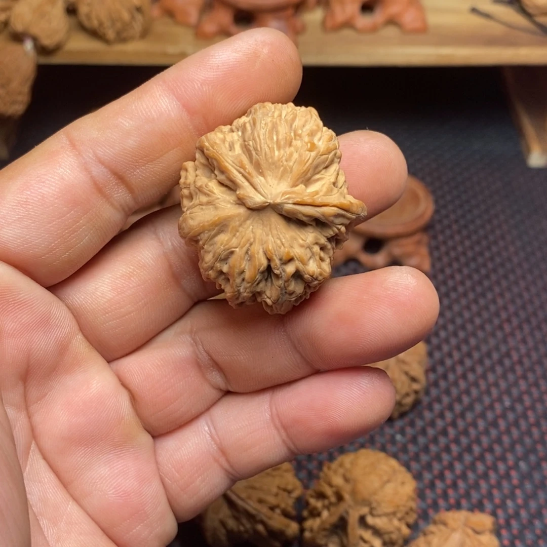郭***店文玩核桃把件文玩