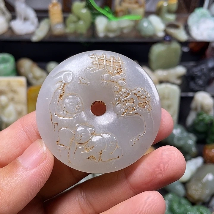和田玉（糖玉）未镶嵌颈饰