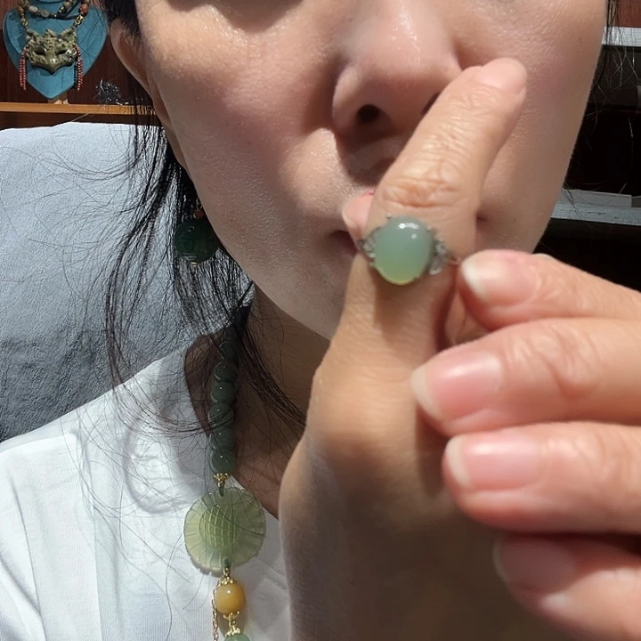 未镶嵌岫玉吊坠(赠链)