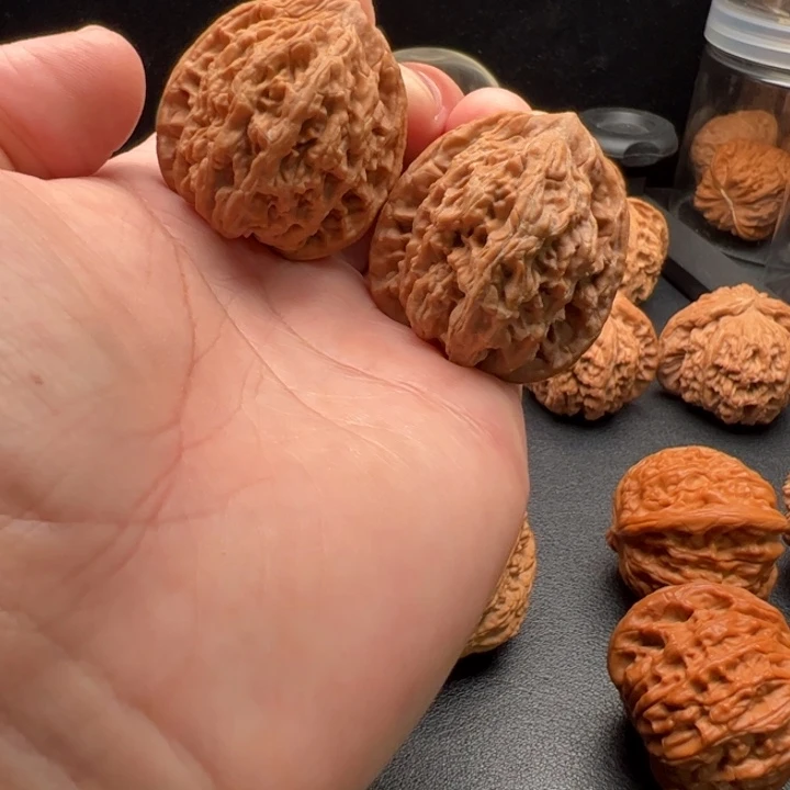 把件文玩核桃38虎头
