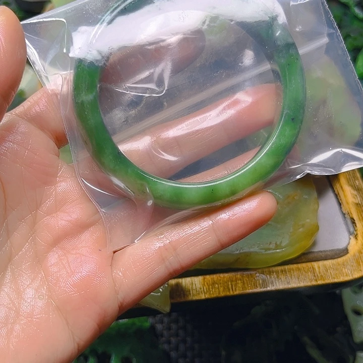 未镶嵌和田玉珠宝半成品悟*