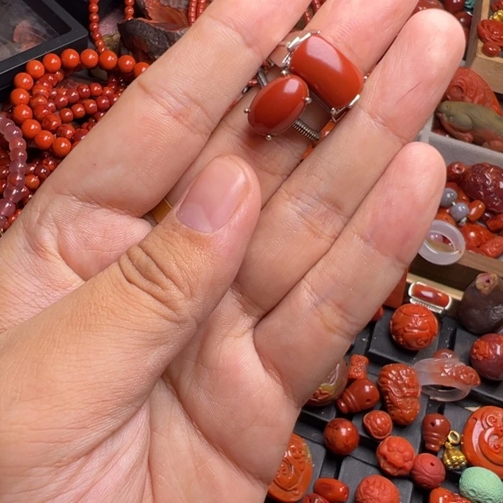 南***二南红玛瑙未镶嵌手链