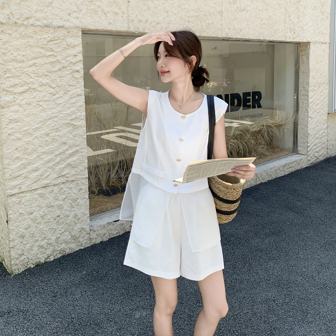 气质简约纯色高级套装裤女2025年夏季新款蕾丝拼接背心短裤两件套