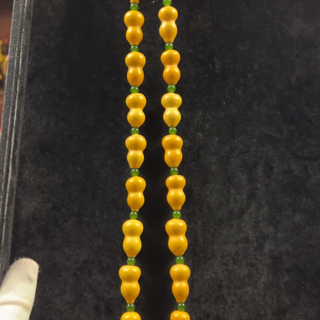 ?**?我想去电影院看看去咯