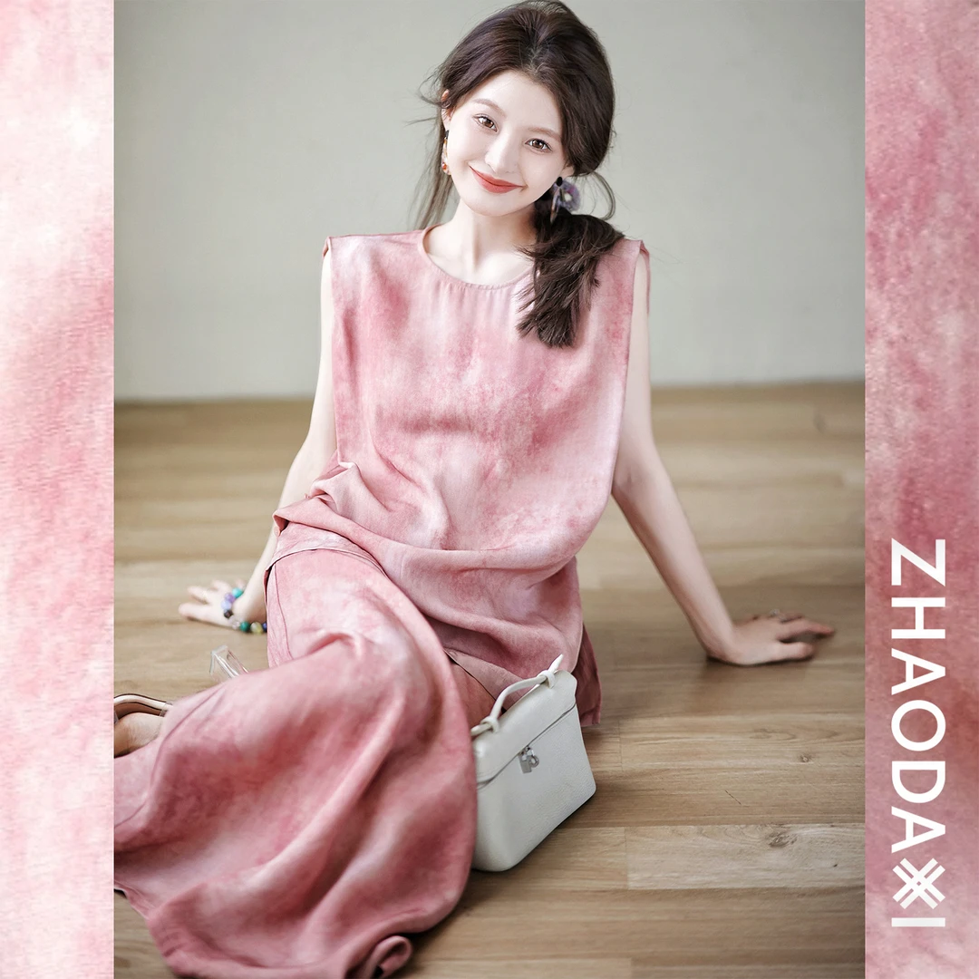 【赵大喜】冰镇西瓜-套装 | 100人,丝晕染印花无袖小衫+半裙明媚