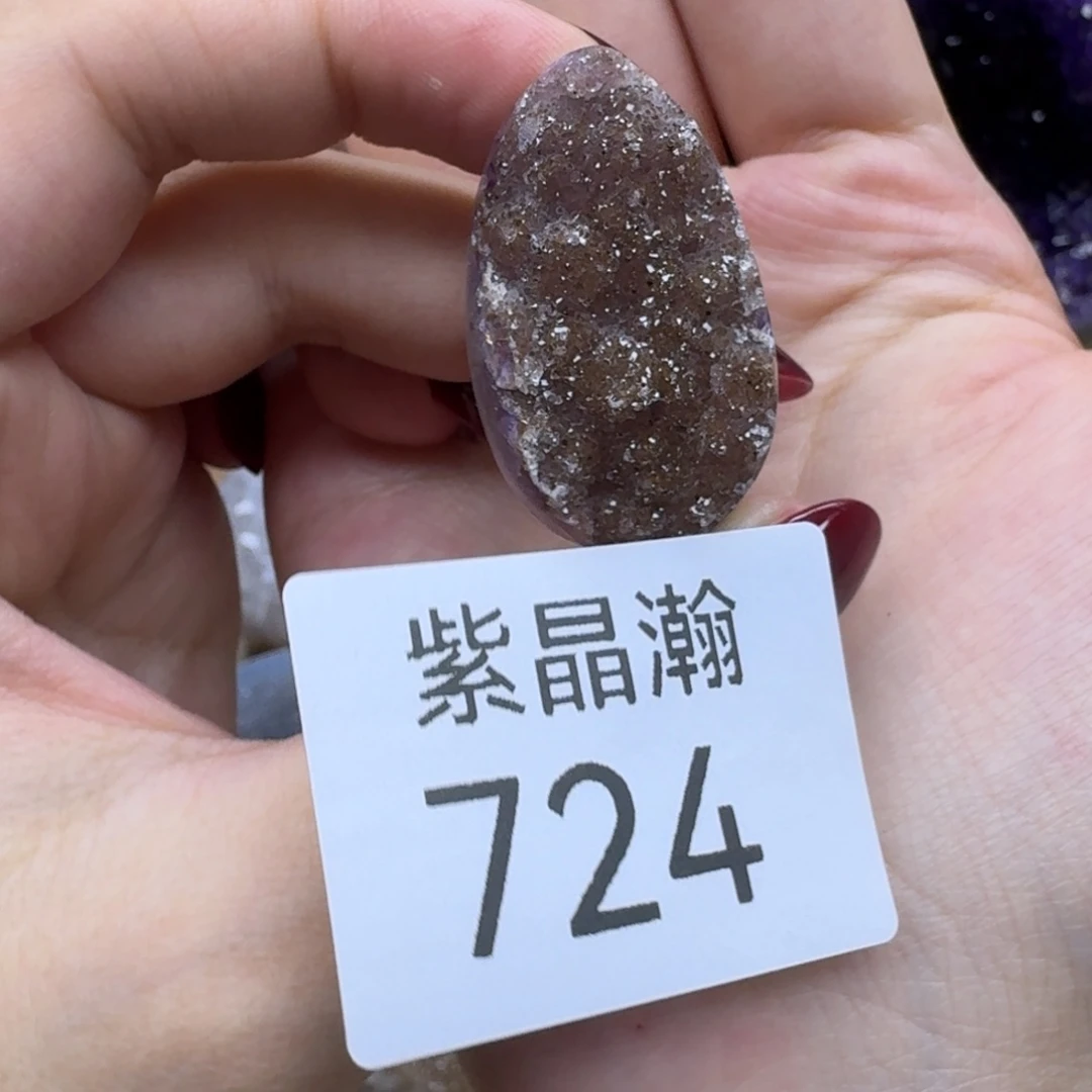 未镶嵌水晶大型摆件（非配饰）