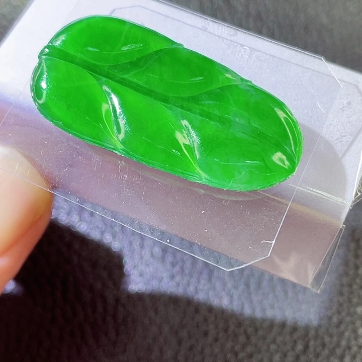 未镶嵌定制翡翠翡翠