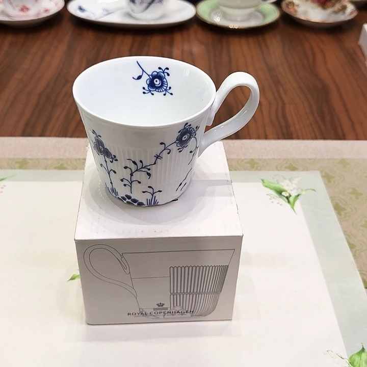 瓷片杯子杯子杯子水杯杯子水杯