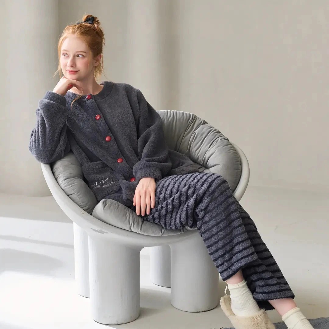 芬腾珊瑚绒睡衣女士新款秋冬季加绒加厚长袖长裤保暖家居服套装