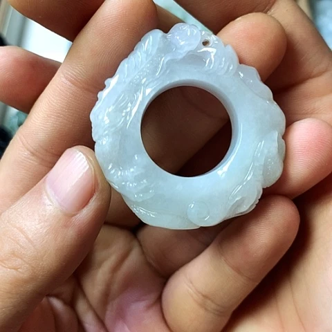 颈饰未镶嵌翡翠福豆豆珠宝翡翠颈饰