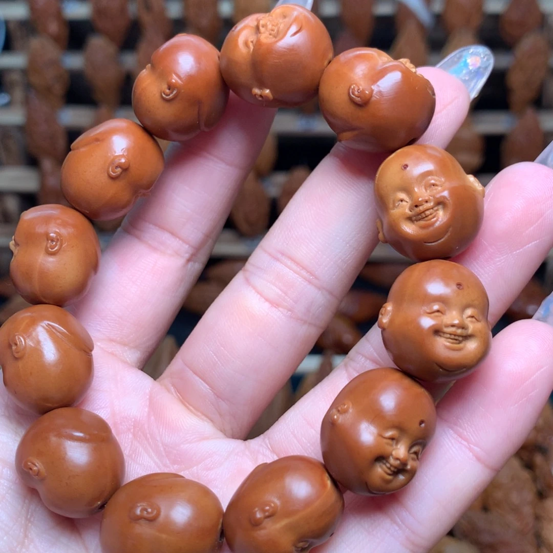 把件橄榄核十分开心