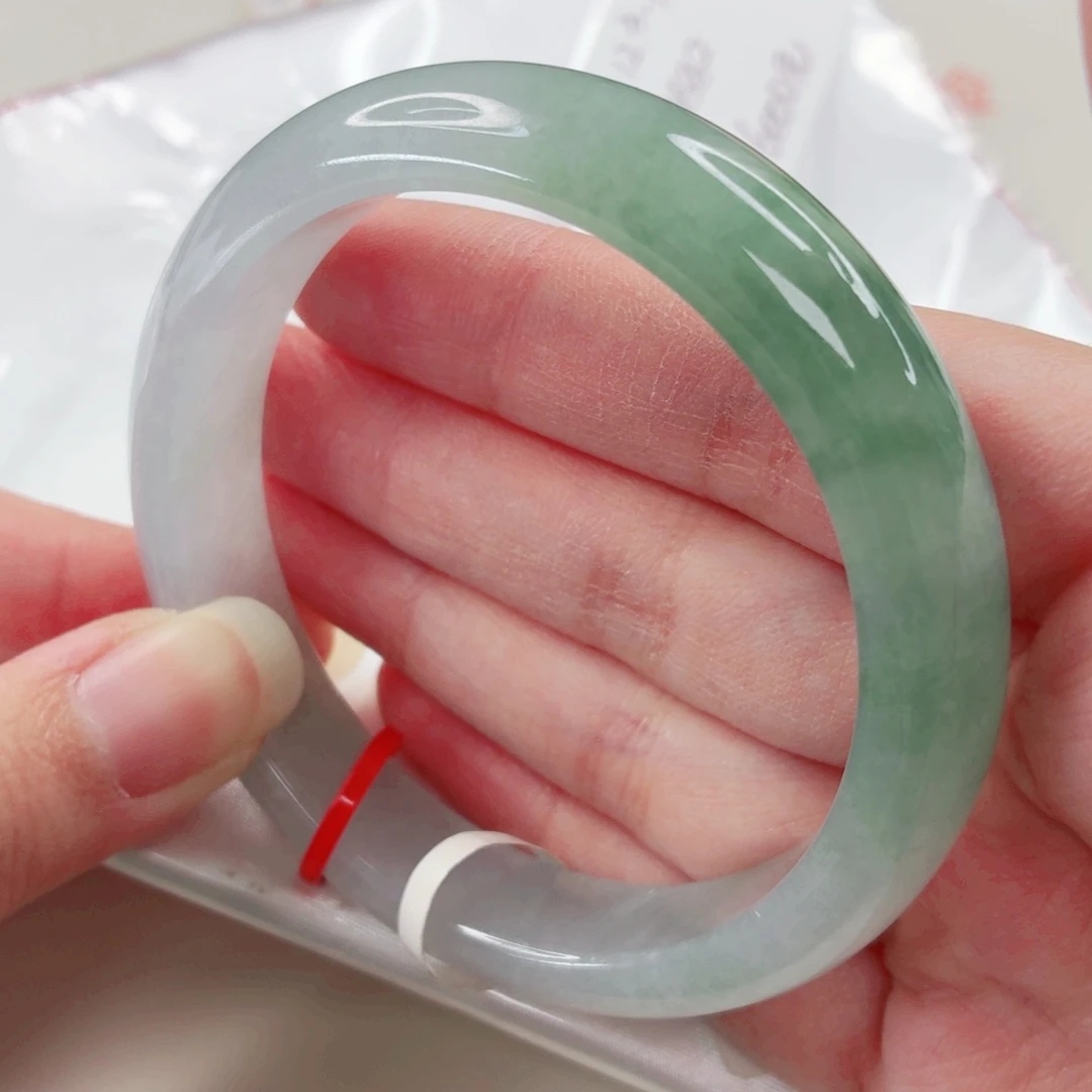 翡翠未镶嵌手镯58.7圈x532