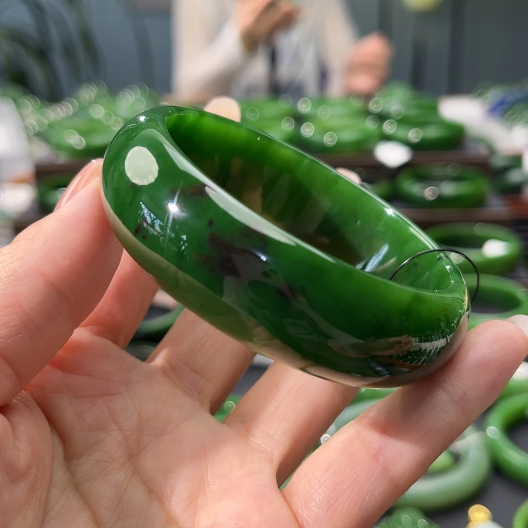 和田玉（碧玉）手镯未镶嵌