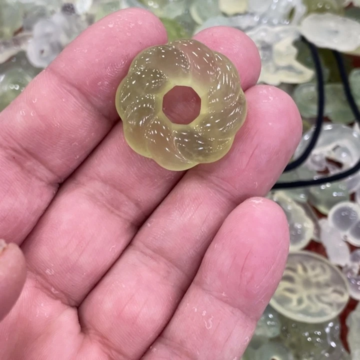 蛇纹石玉合金颈饰