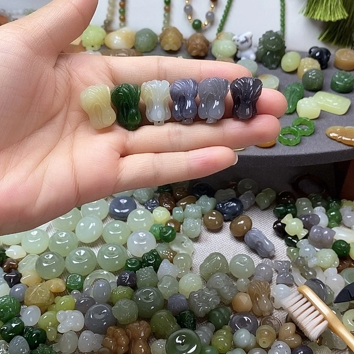 未镶嵌和田玉挂件白菜120一个多样性发其一