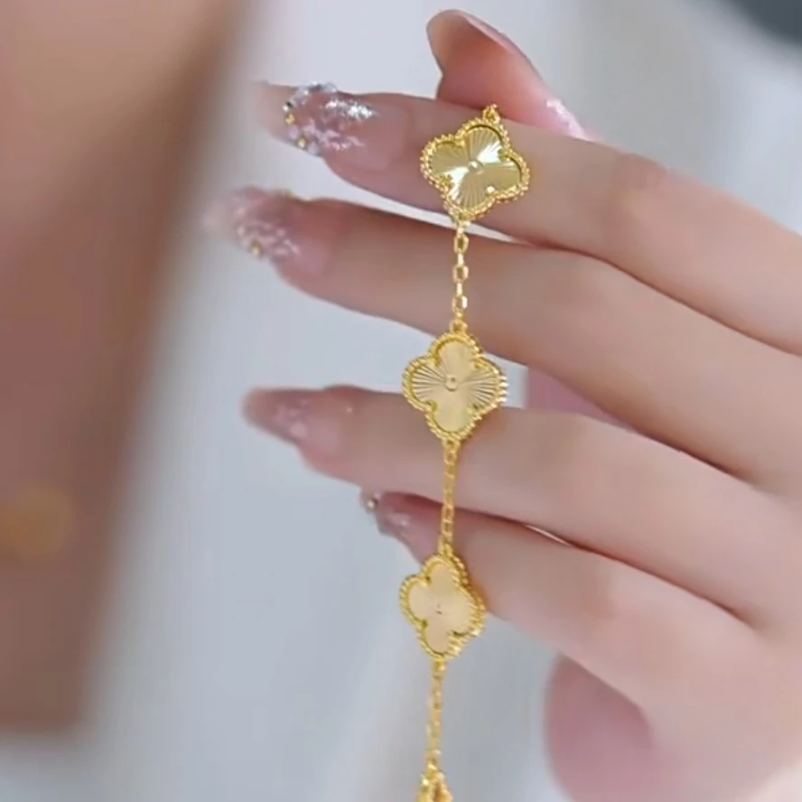 铜合金手链铜合金手链铜合金四叶草手链百搭黄金时尚潮流