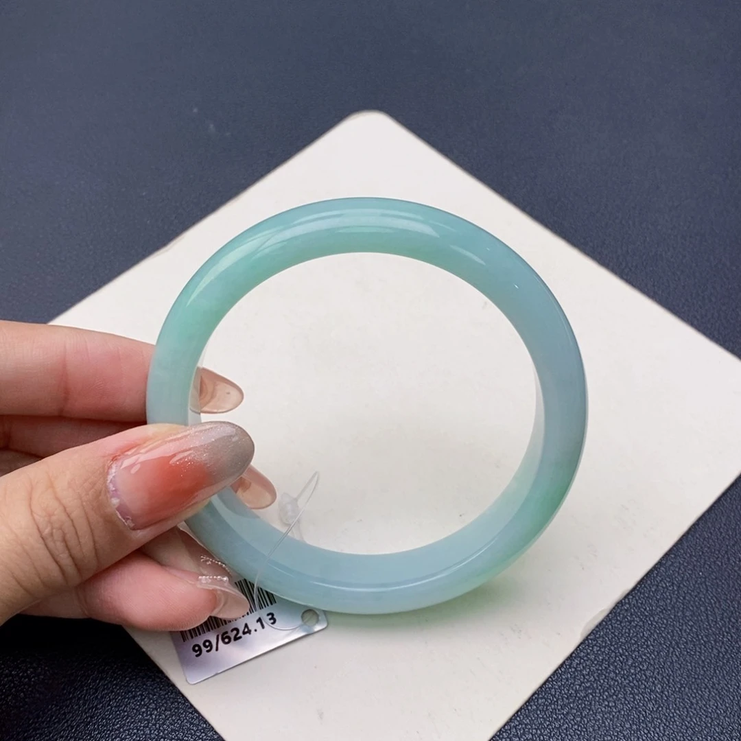 翡翠手镯未镶嵌56薄荷绿