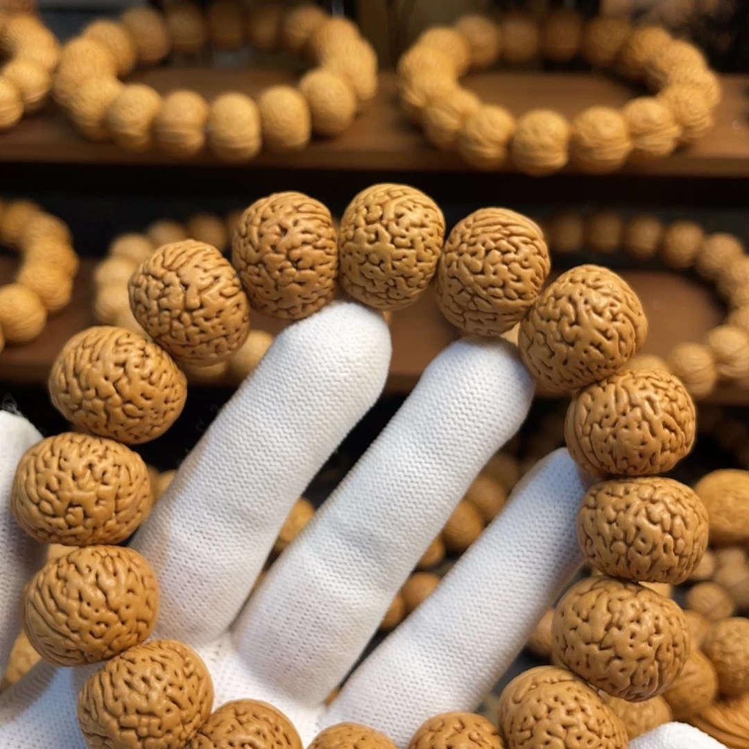 桃核吊坠苹果园手串