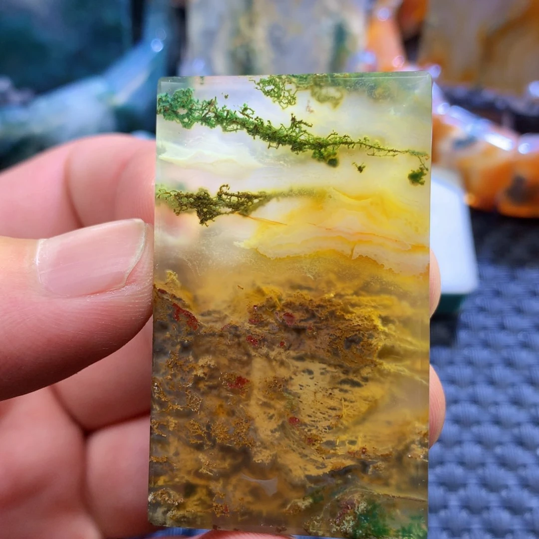 未镶嵌颈饰玛瑙/玉髓?*