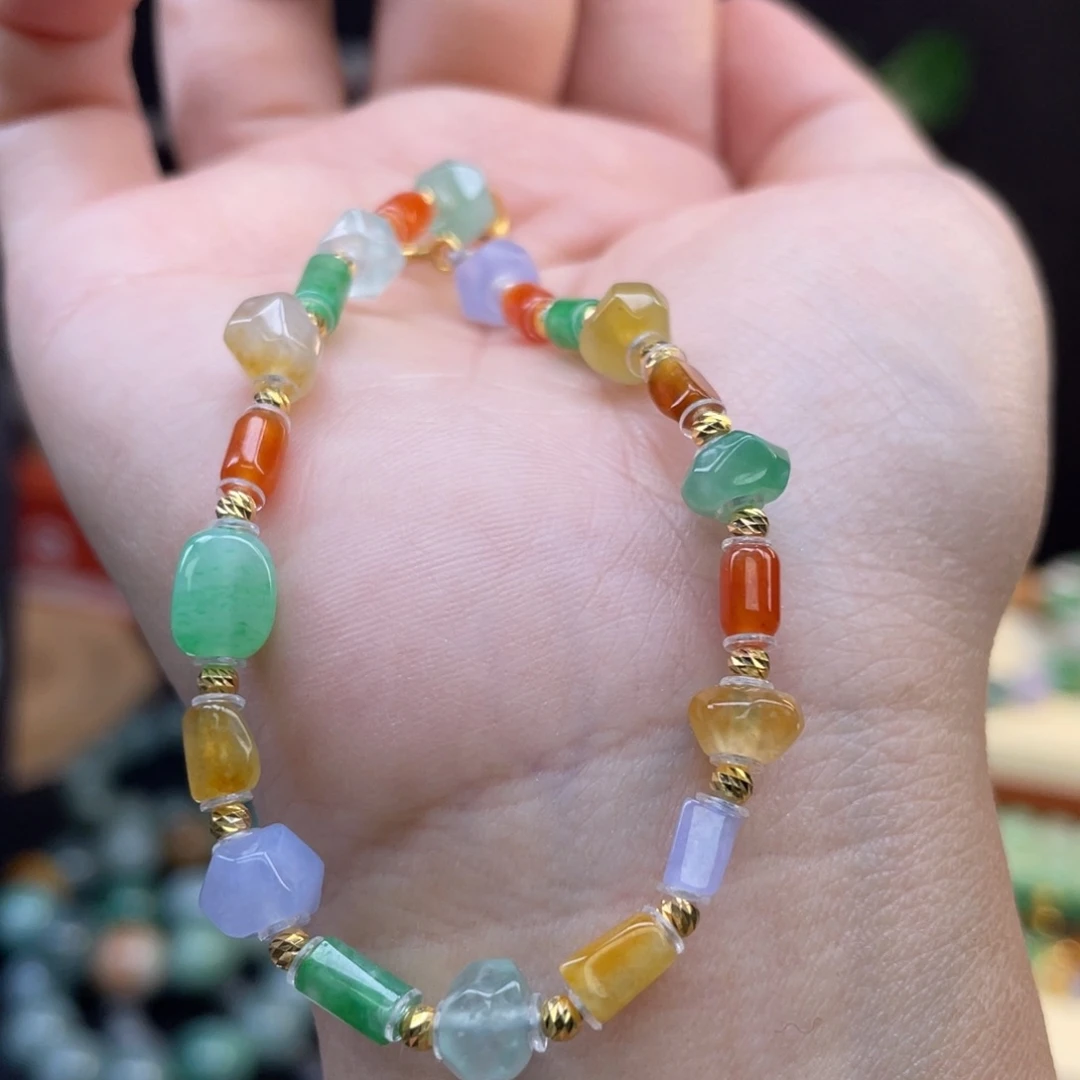 翡翠吊坠(不含链)未镶嵌一串