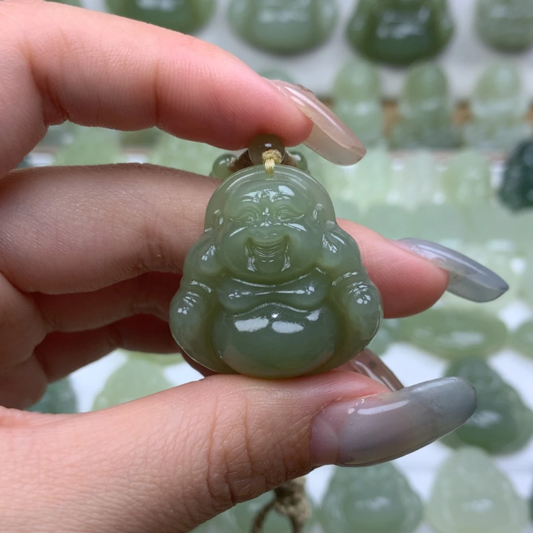 【闪购商品】颈饰未镶嵌和田玉