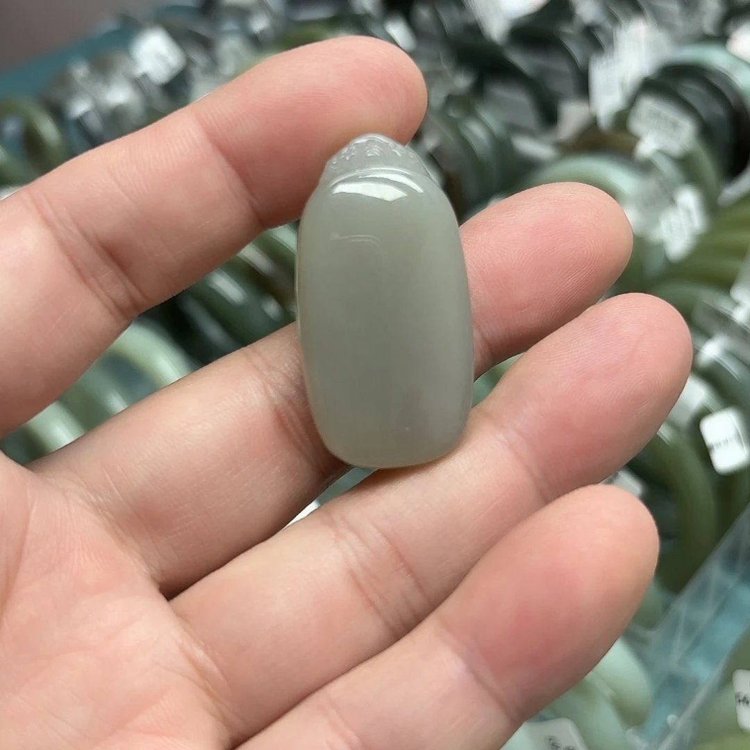 未镶嵌手镯和田玉（糖玉）