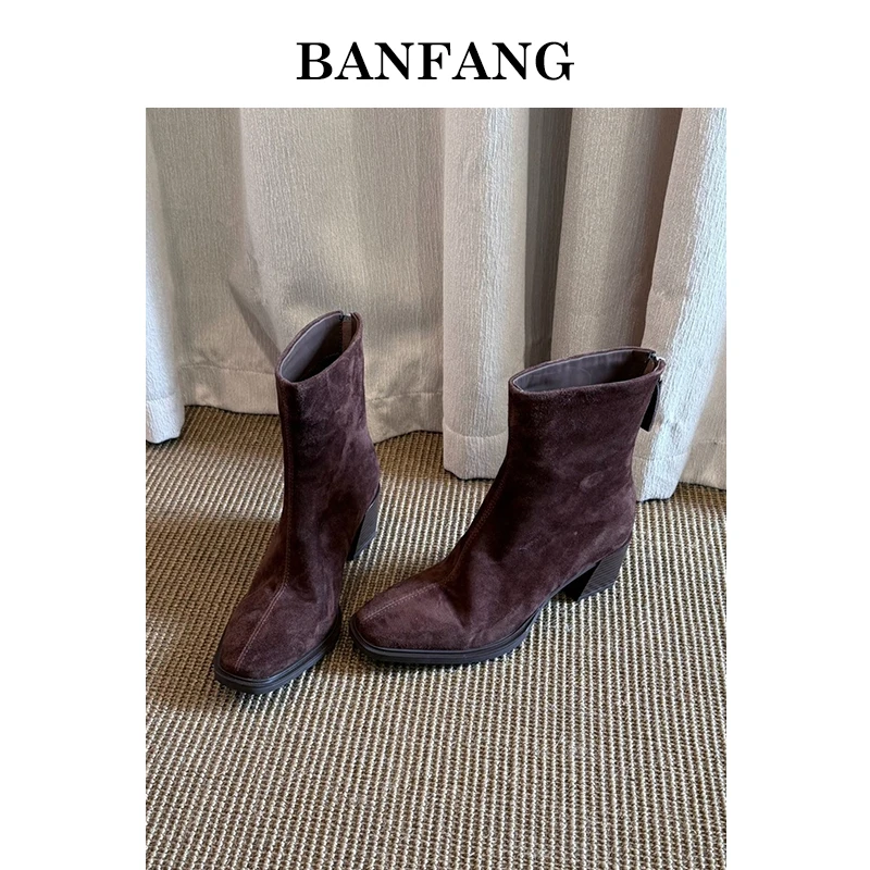BANFANG6CM丝绒粗跟短靴复古光泽质感华贵秋冬氛围拉满