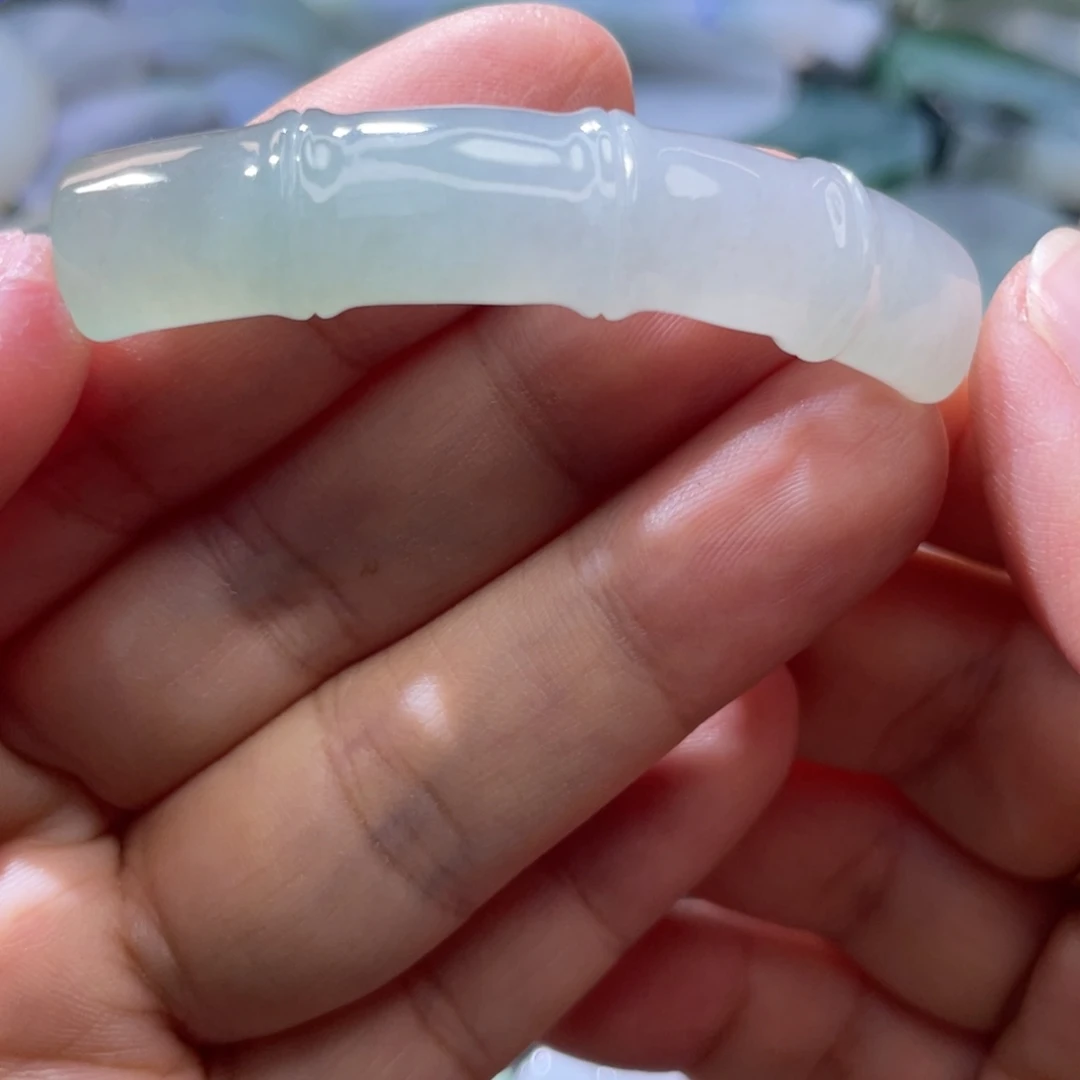 定制翡翠未镶嵌天然翡翠竹节手牌