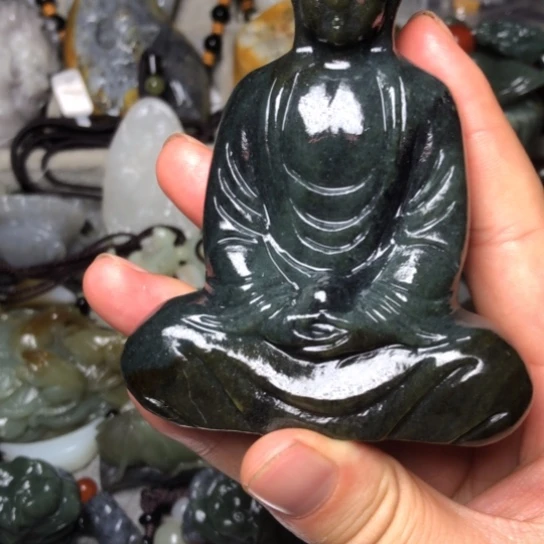 和田玉未镶嵌把件