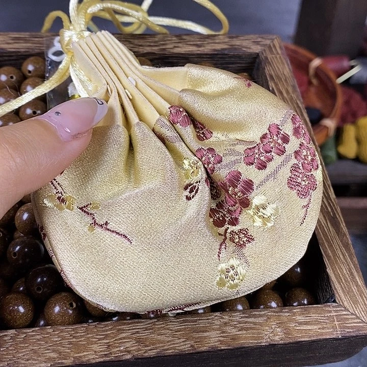 0.8无上清凉瑕疵珠约45g