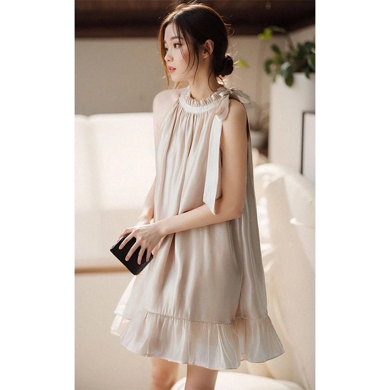 米驼色韩版无袖宽松露肩连衣裙女夏季新款温柔风挂脖显瘦字裙子