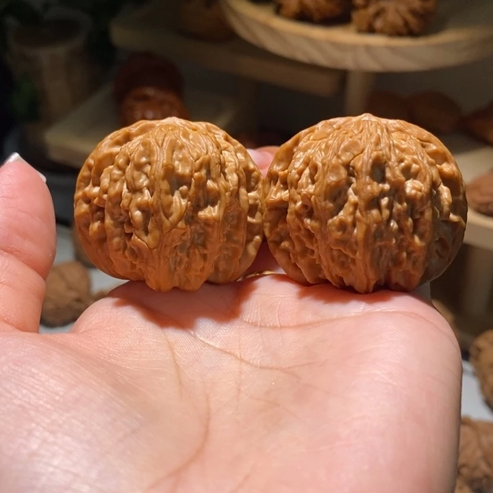 把件文玩核桃39尺寸全品红豆