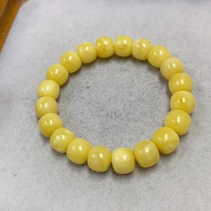 蜜蜡裸石未镶嵌串