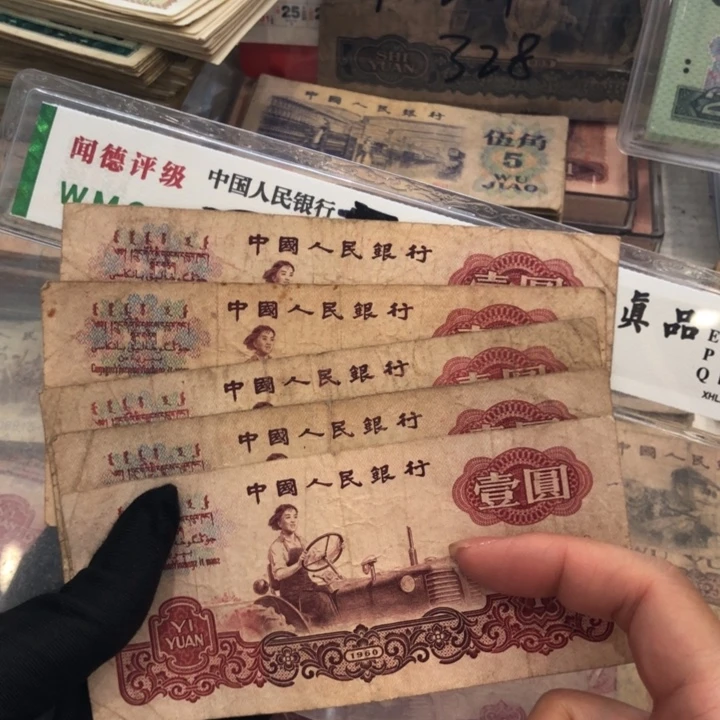 【闪购商品】女拖五张，号码随机，旧品保真