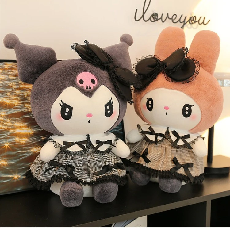 精品暗黑哥特风库洛米美乐蒂毛绒抱枕娃娃送女友闺蜜实用高级感