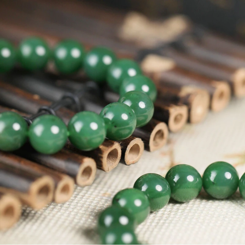 【巴铁专享】巴基斯坦碧玉手串12mm（无瑕微矿点）多样性发一