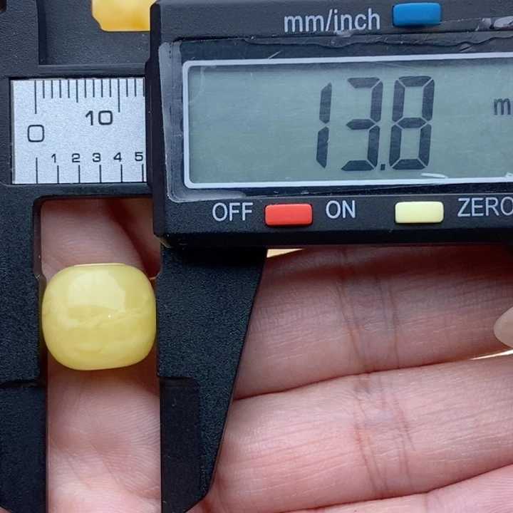 未镶嵌琥珀裸石蜜蜡老型