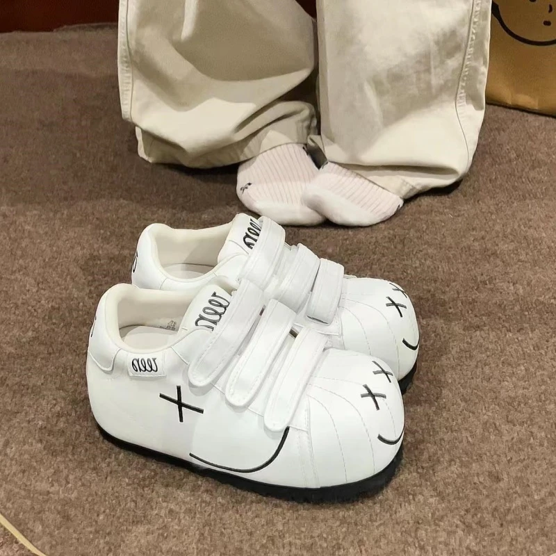 德训鞋女2025年新款魔术贴小白鞋小个子内增高丑萌大头运动休闲鞋