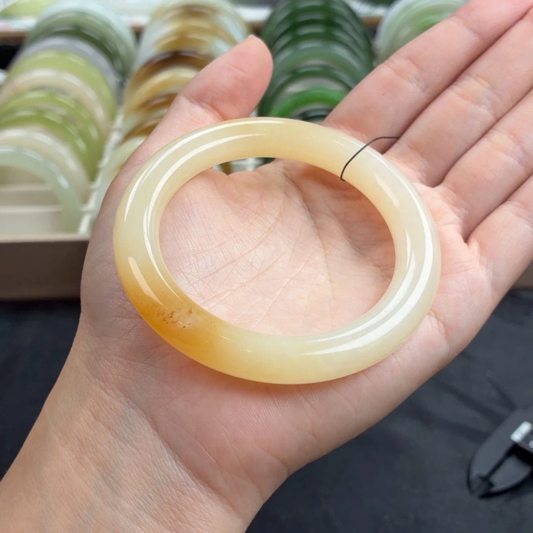 和田玉未镶嵌手镯-满圈蜜糖渐变小手捡大漏12