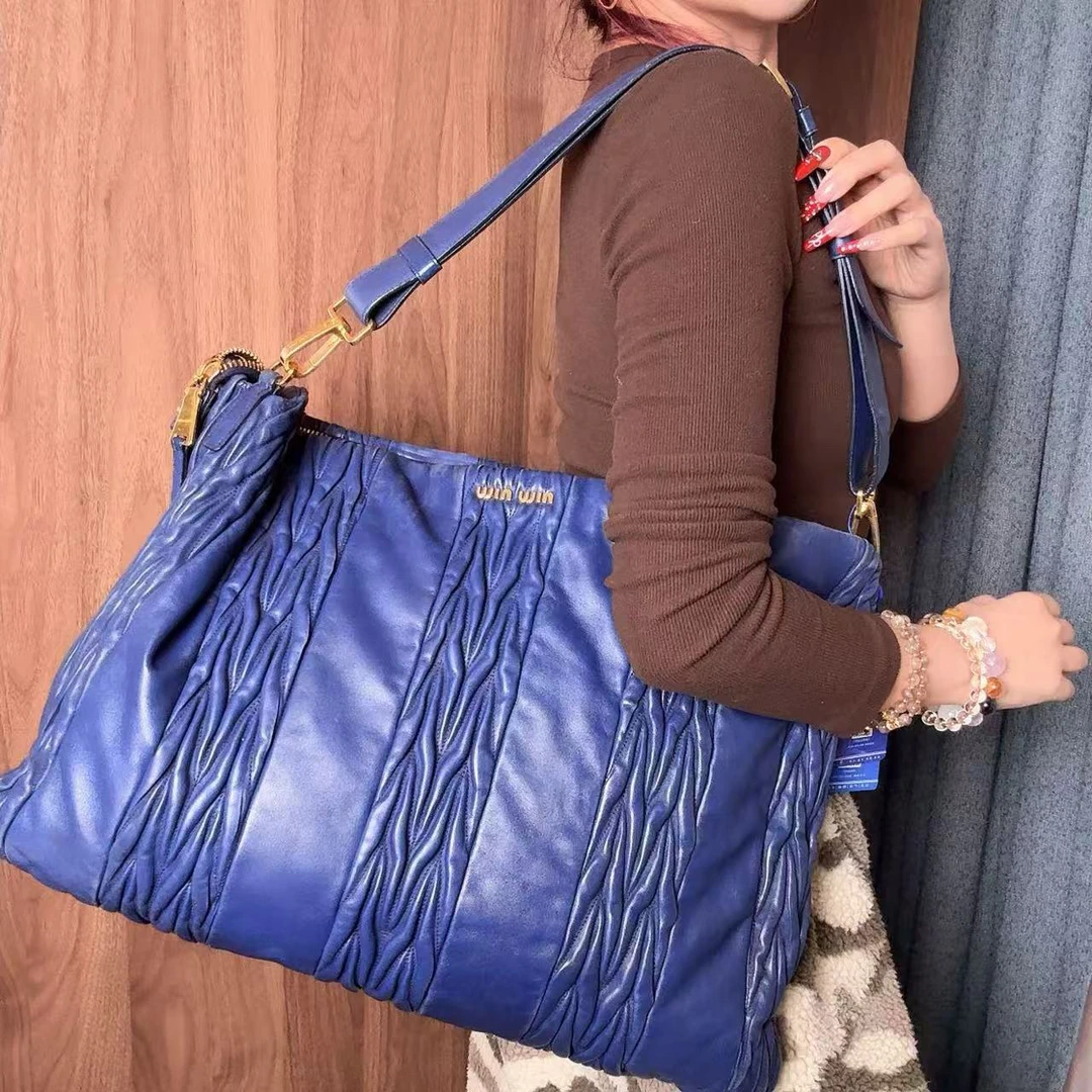 99新 MIU MIU/缪缪 蓝色 褶皱 托特 单肩包