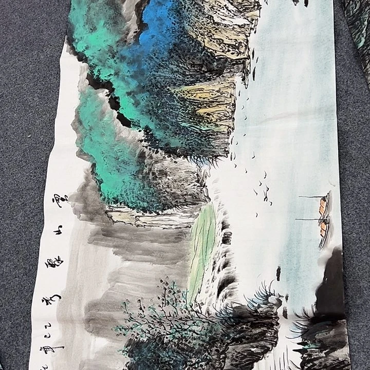 竖款山水作品，喜欢看看吧……